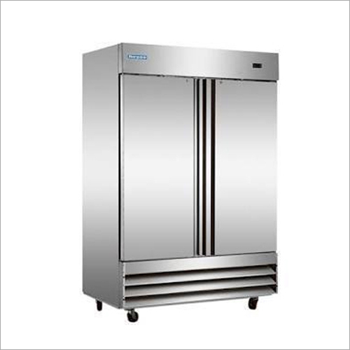 Fridge
(Solid door)