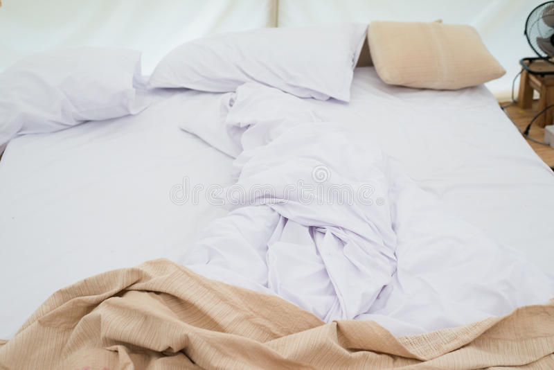 Bed Sheets (Jhaam)